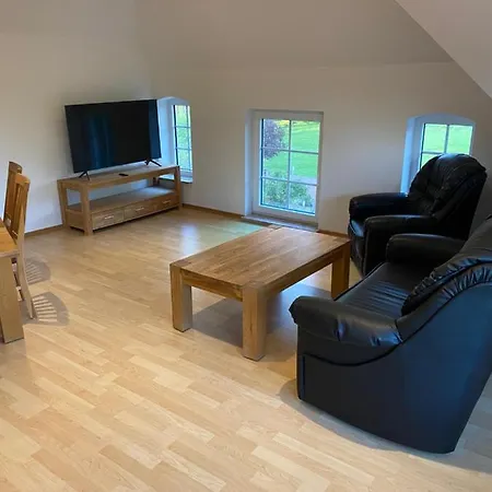 Monteurwohnung Zur Schilfkante Апартаменты Jade